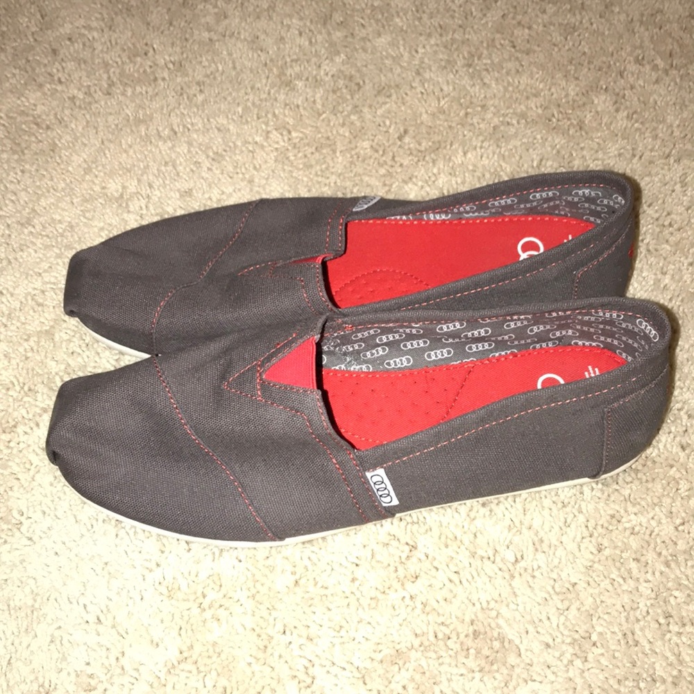 TOMS and Audi collaboration Men’s slip-ons